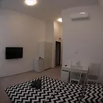 Bulwary Apartment *